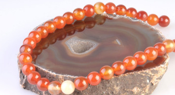 Akik taşı özellikleri nelerdir, faydaları nelerdir?