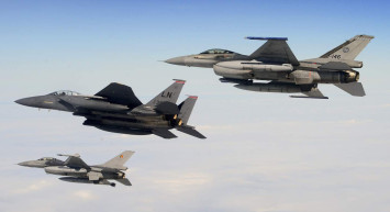 Bölgede dengeler değişebilir: Dördüncü nesil savaş uçakları gönderilecek