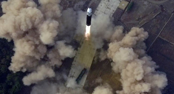 Bölgede sular kaynıyor: Kuzey Kore’ye üçlü misilleme