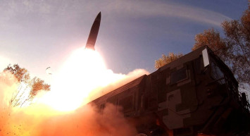 Bölgede tansiyon yükseldi: Füzeler peş peşe ateşlendi