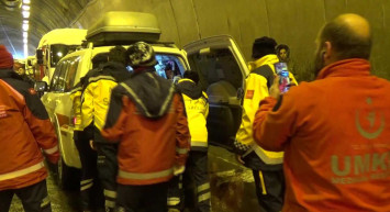 Bolu Dağı Tüneli'nde korkunç olay: Kaza sonrası hipotermi geçirdi!