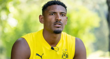 Borussia Dortmund'un yeni transferi Sebastian Haller'den üzücü haber!