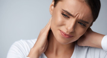 Boyun fıtığı belirtileri nelerdir, neden olur, nasıl tedavi edilir? Koldaki güç kaybı fıtık habercisi