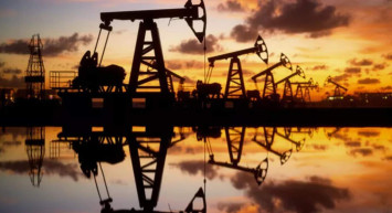 Brent petrol kaç lira oldu? Benzin mazot fiyatları daha düşer mi? Petroldeki hızlı düşüş devam ediyor!