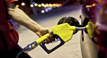 Brent petrolden beklenen haber geldi! 86 TL'lik dev düşüş yüzleri güldürdü! Akaryakıtta zor günler son buluyor depoları doldurmaya hazır olun!