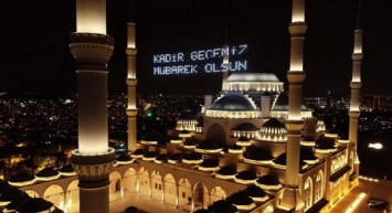 Bu sene Kadir Gecesi ne zaman, hangi güne denk gelecek? 2022 Kadir gecesi günü ve zamanı