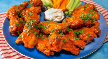Buffalo wings nasıl yapılır? Buffalo wings yapmanın püf noktaları nelerdir? MasterChef Türkiye buffalo wings  tarifi
