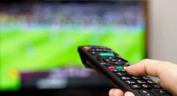 Bugün kimin maçı var? TV'de bugün futbol ekranı : Hafta boyunca televizyonlarda gösterilecek futbol karşılaşmaları