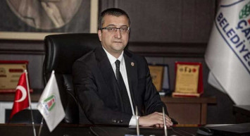 Bülent Öz kimdir? Bülent Öz görevden neden alındı, hangi partiden?