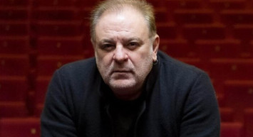 Burak Sergen Eşinin İhanetine Uğramıştı, Ünlü Oyuncu İstanbul Gecelerine Hızla Geri Döndü!