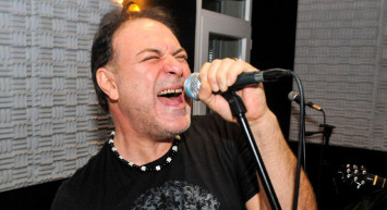 Burak Sergen'den İlk Kare!