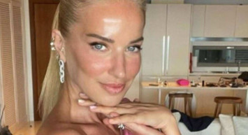 Burcu Esmersoy'dan olay yaratan Paris pozları! Göbeği açık elbisesiyle yürek hoplattı!