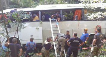 Bursa’da feci kaza: Tur otobüsü devrildi! Ölü ve yaralılar var