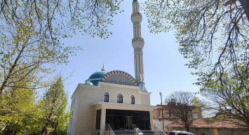 Bursa'da köylü kadınların desteğiyle 2.5 senede yeni cami inşa edildi!