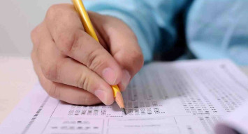 Bursluluk sınav başvuruları ne zaman bitiyor? MEB İOKBS bursluluk sınav tarihi son başvuru günü ne zaman?