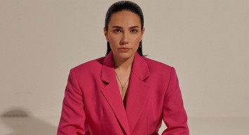 Buse Varol Yeni İmajıyla Adeta Yeniden Doğdu! Ünlü Oyuncunun Son Hali Takipçilerini İkiye Böldü