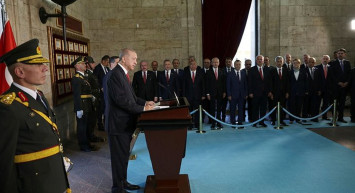 Büyük Zafer'in 100. yılı! Başkan Erdoğan ve devlet erkanı Anıtkabir'i ziyaret etti