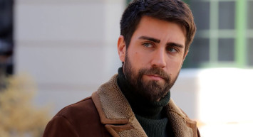 Çağlar Ertuğrul'un Tamer Karadağlı Göndermesi Pahalıya Mal Oldu!