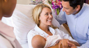 Çalışan annelere doğumdan sonra yarım gün çalışma hakkı başvuru şartları ve detayları