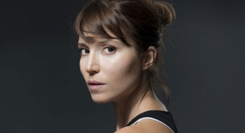 Camdaki Kız'ın Güzel Oyuncusu Selma Ergeç'in Aklını Başından Alan Kişi Yargı Dizisinin Yıldızı Çıktı!