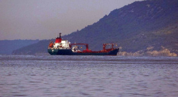 Çanakkale Boğazı’nda sis etkili oldu: Gemi geçişleri durduruldu