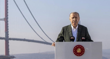 Çanakkale Zaferi'nin 107. yılı kutlamaları için düzenlenen törenlere Cumhurbaşkanı Erdoğan da katılım sağlıyor!