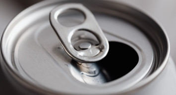 Canan Karatay Uyardı: Dünyanın En Zararlı İçeceği!