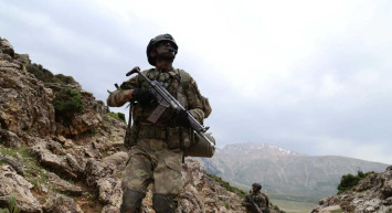 Çavuşoğlu'ndan flaş operasyon açıklaması: Suriye'nin kuzeyinde gereğini yaparız!