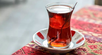 Çay tiryakilerini üzecek haber: Böyle tüketiyorsanız hastalıklar kapıda!