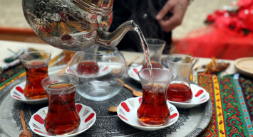 Çayın bir mucizesi daha! Kanser riskini azaltıyor