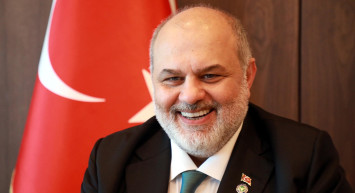 Çaykur Rizespor Başkanı Tahir Kıran, görevden alınan hakem Cüneyt Çakır hakkında konuştu!