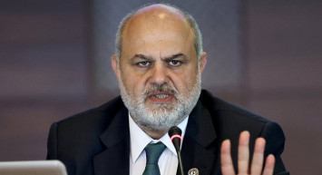 Çaykur Rizespor Başkanı Tahir Kıran, MHK'dan İstifa Eden Serdar Tatlı Hakkında Konuştu!