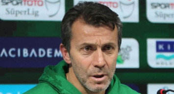 Çaykur Rizespor Teknik Direktörü Bülent Korkmaz, Fenerbahçe karşısında alınan mağlubiyet sonrası maçı değerlendirdi!