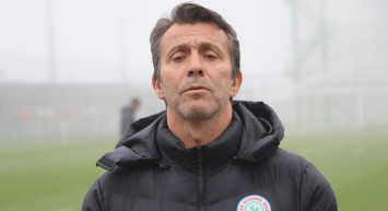 Çaykur Rizespor'da Bülent Korkmaz, Süper Lig'de kalabilmeleri adına Konyaspor maçının çok önemli olduğunu söyledi