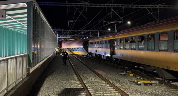 Çekya’da iki tren kafa kafaya çarpıştı: Çok sayıda ölü ve yaralı var