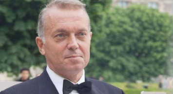 Cem Uzan Cumhurbaşkanı adayı mı oluyor? Cem Uzan Cumhurbaşkanı adayı mı oldu? Cem Uzan açıklama geldi