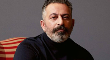 Cem Yılmaz herkesi korkuttu! Cem Yılmaz geçirdiği trafik kazasını anlattı