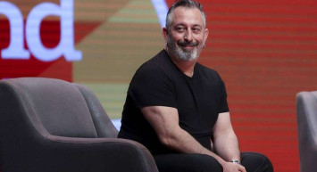 Cem Yılmaz  yeni filmini duyurdu! Joker dönerse Ayzek de döner!