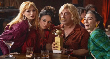 Cem Yılmaz’a Erşan Kuneri davası: Alkol ve sigarayı özendiriyor