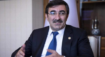 Cevdet Yılmaz kimdir, nereli? Cumhurbaşkanı Yardımcısı Cevdet Yılmaz kaç yaşında, önceki görevi neydi? Cevdet Yılmaz hayatı ve biyografisi