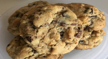 Ceviz sevmeyen bile 3 5 tane yiyecek! Mis gibi kokan cevizli cookie tarifi