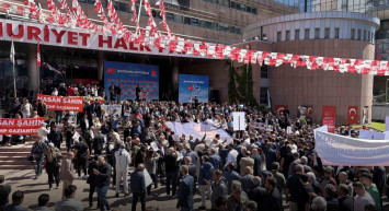 CHP Genel Merkezi’nde Bayramlaşma: Gözler Kılıçdaroğlu’nun Mesajlarında