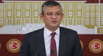 CHP’de genel başkanlık yarışı kızışıyor: Özgür Özel adaylığını duyurdu