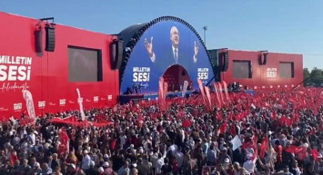 CHP’nin Maltepe mitinginde Atatürk yasağı