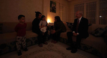 CHP'nin yalanını Bakan Dönmez ortaya çıkardı: Elektrik varken ışıkları neden açmadınız?