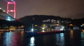 Çift yönlü trafiğe kapatılmıştı: İstanbul Boğazı’nda trafik yeniden açıldı