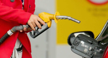 Çifte indirim pompaya yansıdı: 22 Nisan 2023 akaryakıt fiyatları ne kadar? Güncel benzin ve motorin fiyatları