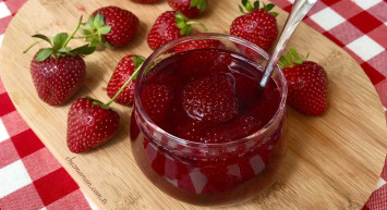 Çilek reçeli tarifi : en güzel ve lezzetli çilek reçeli nasıl yapılır? Çilek reçeli malzemeleri ve tarifi