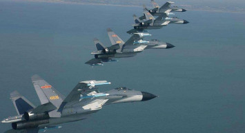 Çin savaş uçakları Tayvan bölgesine girdi! Tatbikatta "canlı ateşleme" yapıldı