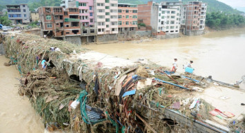 Çin’de tayfun alarmı verildi: 230 bin kişi tahliye edildi